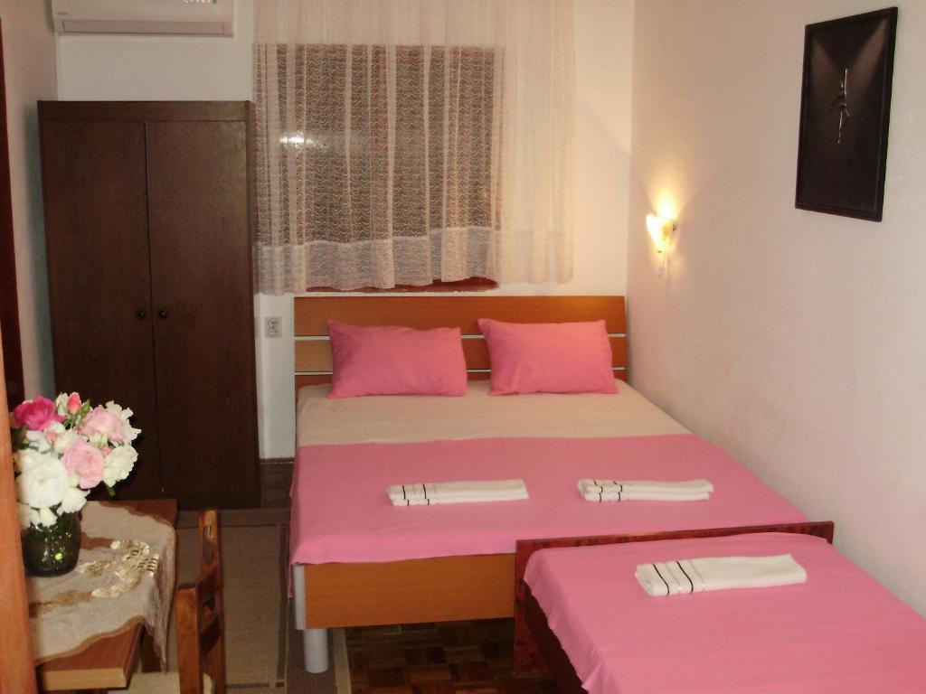Apartments Aleksic Sutomore Habitación foto