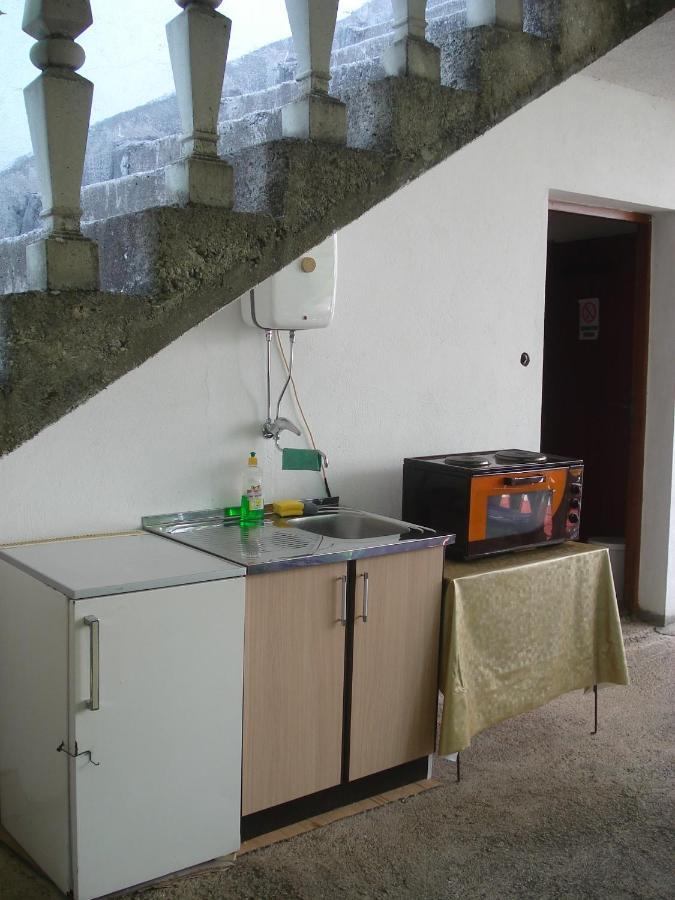 Apartments Aleksic Sutomore Exterior foto